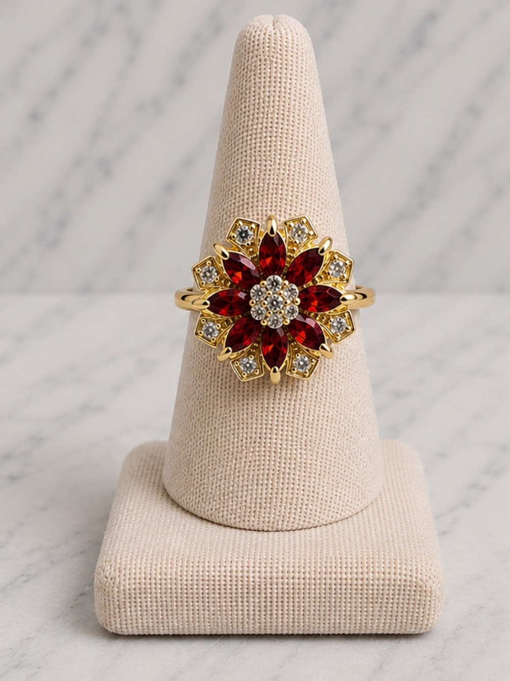 ❤️✨ NWOT- Gold Filled Floral Ring – Size 7 ✨❤️